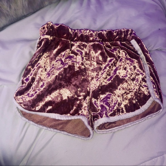 light pink velvet shorts - Picture 1 of 2